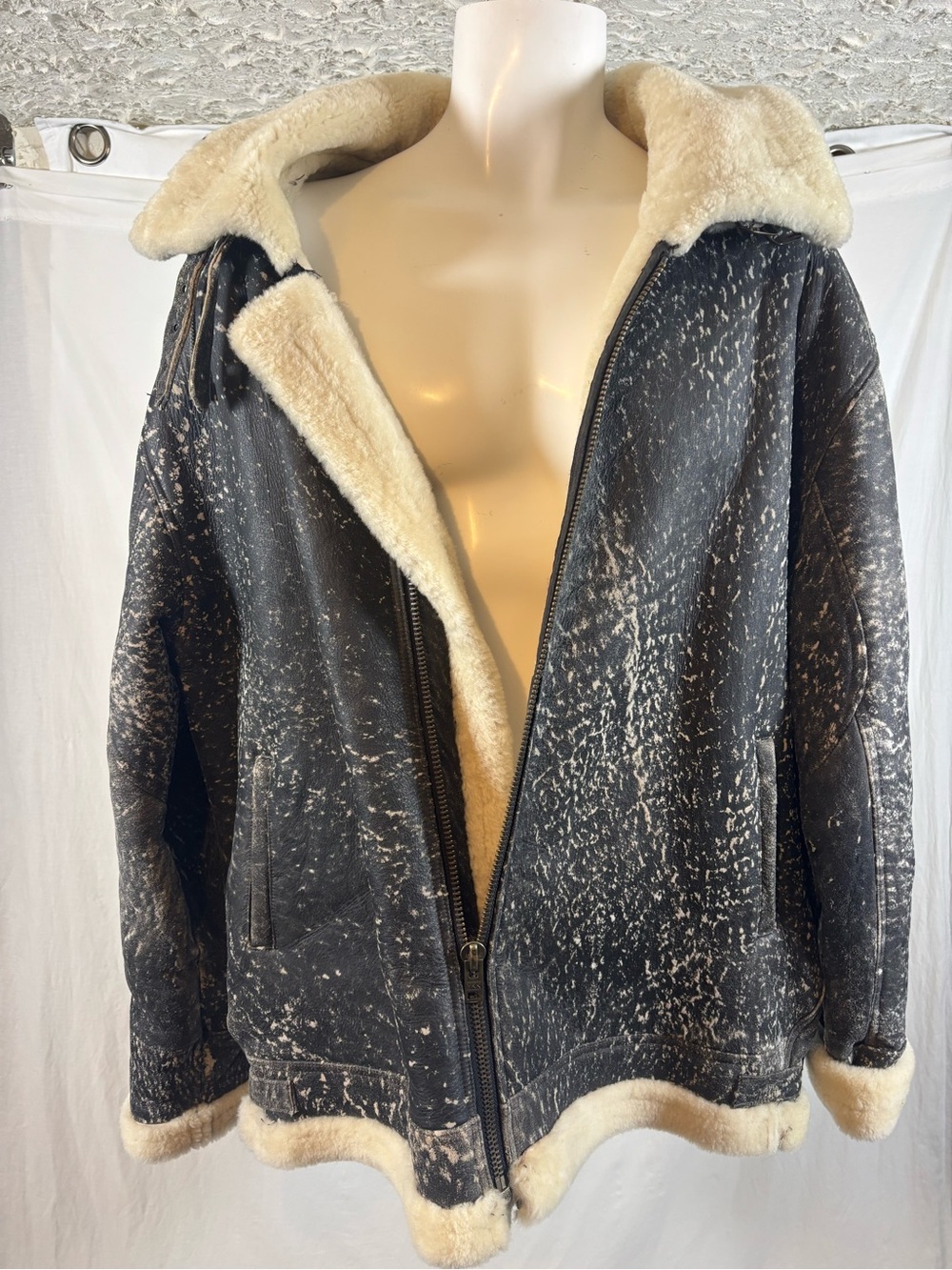Vintage Canpel XL Distressed Black Genuine Shearling Leather Aviator Jacket